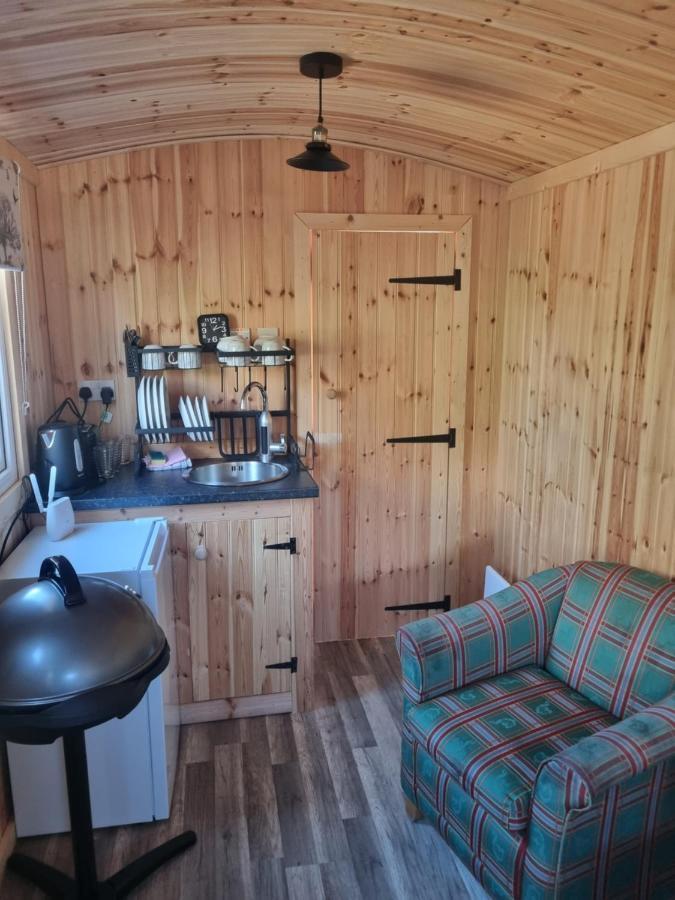 Blair Snug Hut Daire Kelty Dış mekan fotoğraf