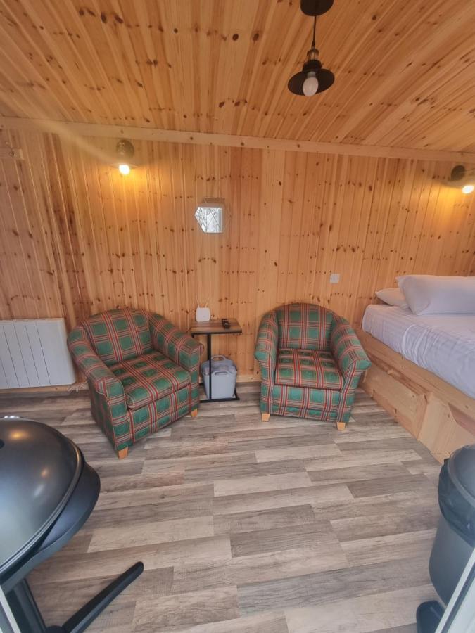 Blair Snug Hut Daire Kelty Dış mekan fotoğraf